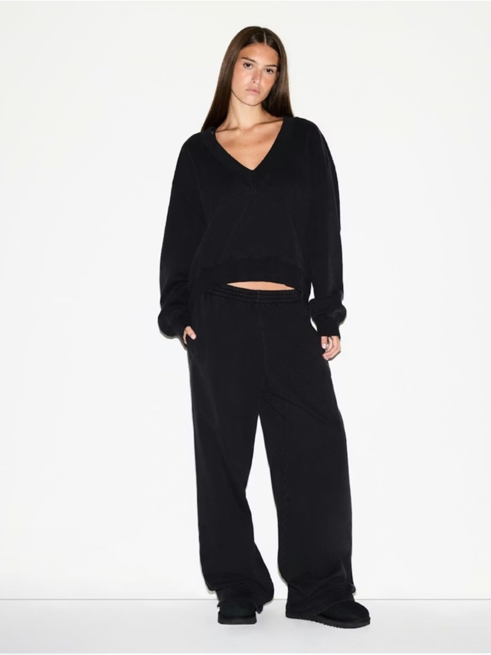 Skims Boyfriend Fleece V neck pull over sweater